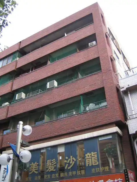 ストーク田名瀬ビル
