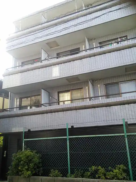 エルヴィーナ三軒茶屋