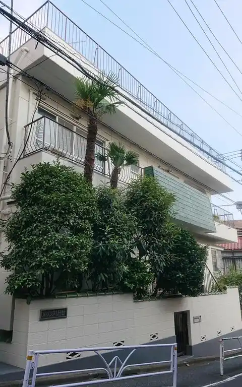 メゾンスリーゼ