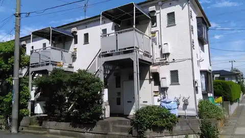 英明荘