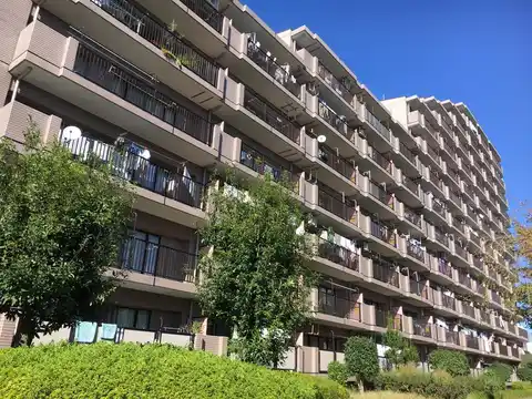 ライオンズガーデン花崎J棟