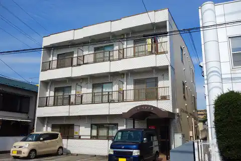 ミキ・ペナテス