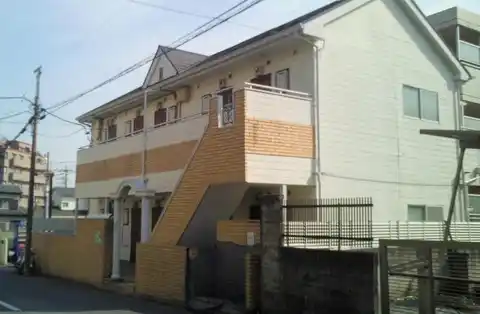 レオパレス青山