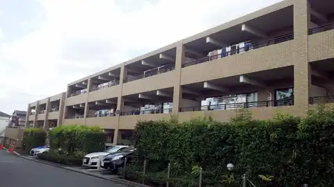 コローレ青葉台A棟