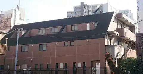 VILLADUCHARMEヤマナカ