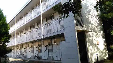 レオパレス麻生川