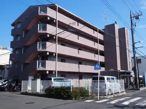 ファミーユ高座渋谷