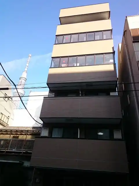 ロアジーナ