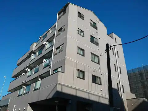 ベイ・ハイネス