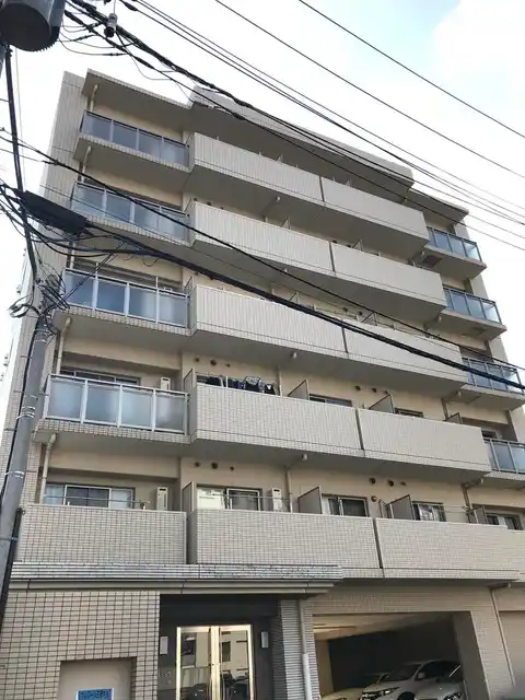 プレジール三郷中央