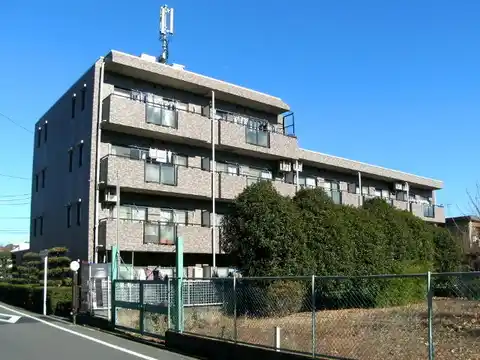 メゾンソレイユ