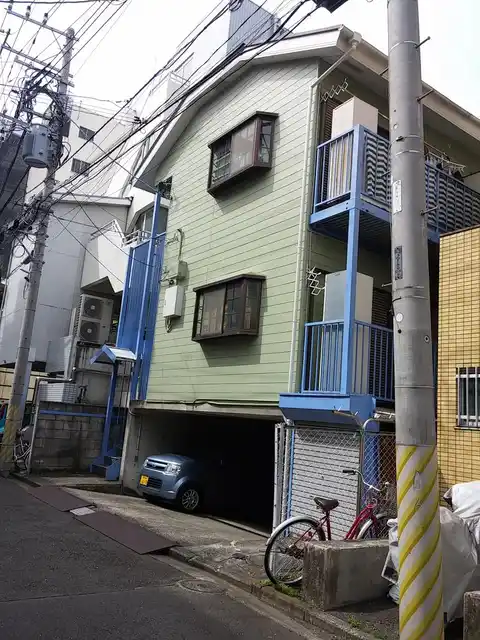 ニイダビル