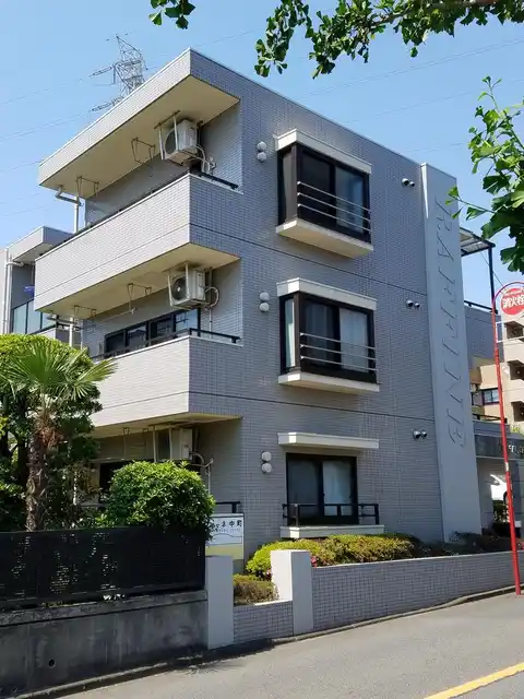 ラフィーネ中町