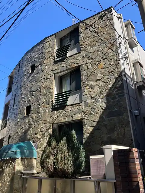 EST-A1