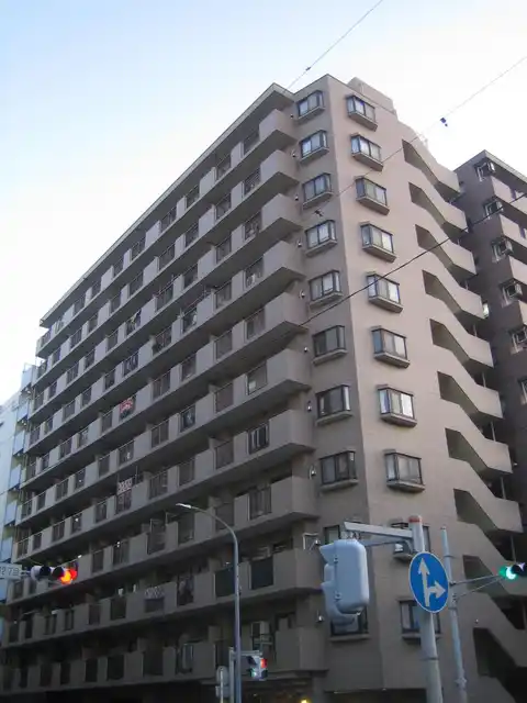 シャロン横浜大通り公園