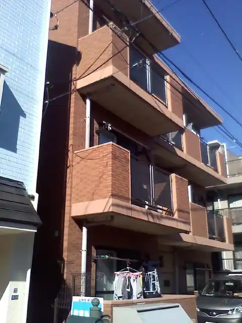 ラ・ファミール