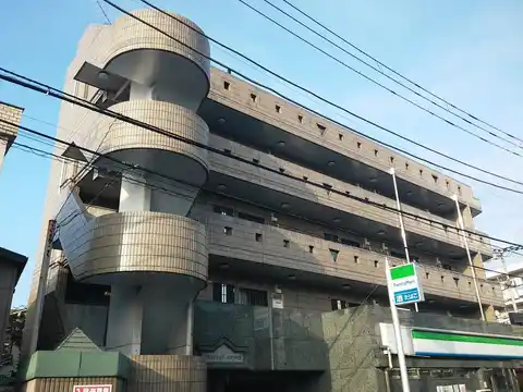 シャトーアドニス