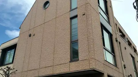 メゾンソレイユ
