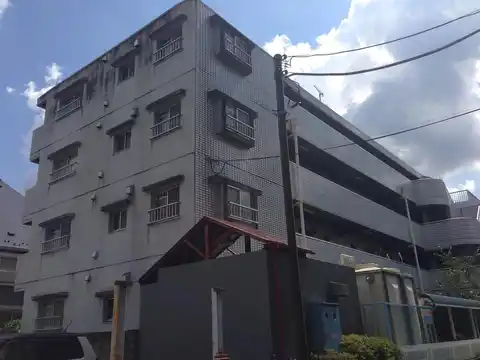 ラメゾンドムラージュ