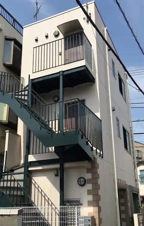メゾンF