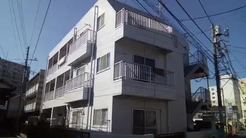 カーサフェリーズ