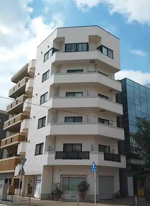 TRMビル