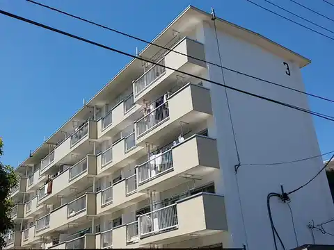 西けやき台団地3号棟