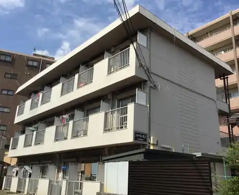 シャトル井上