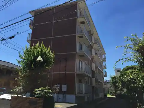 第1鞠子ロイヤルハイツ