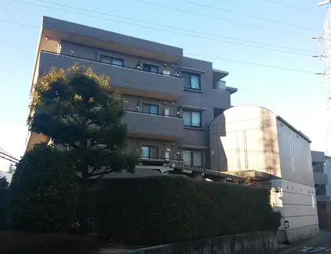 日吉南パーク・ホームズ四番館