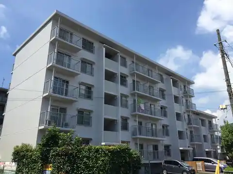 第二鞠子ロイヤルハイツ