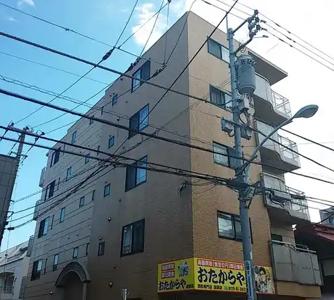 ワシノウエビル