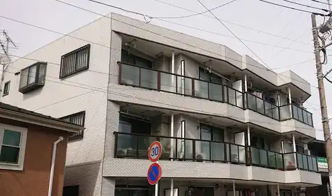 ファーストクラス鶴ケ峰