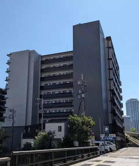 CREVISTA横浜