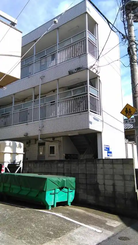 コーポ仲松