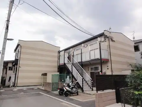 レオパレスエルミタージュ