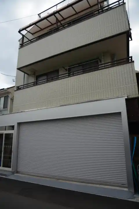 ハウスフタバ