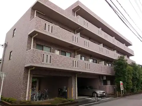 シャトー早香