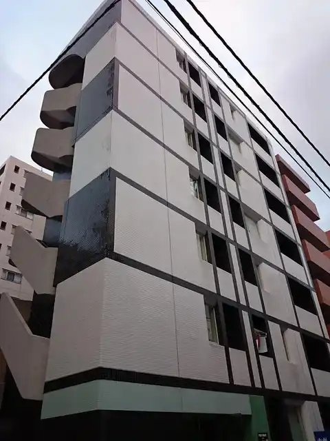 エルフラット新富町