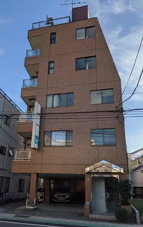 クラン岩崎