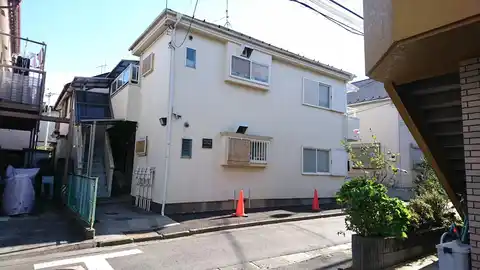 ファミールハイツ8