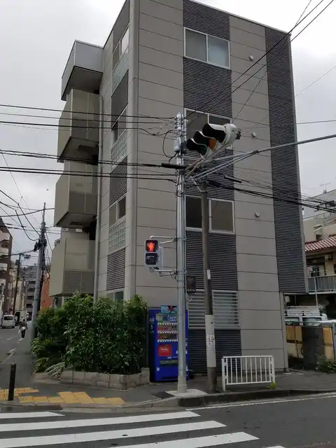 メゾンティー