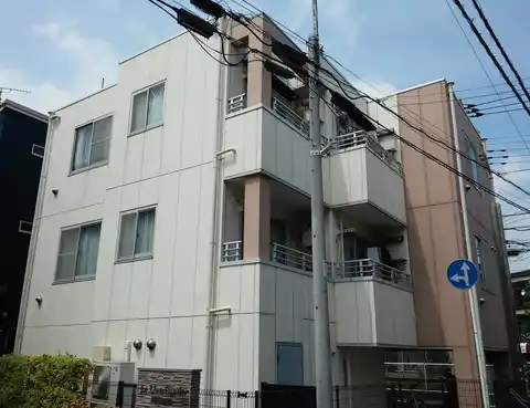 ファミーユ大瀬戸