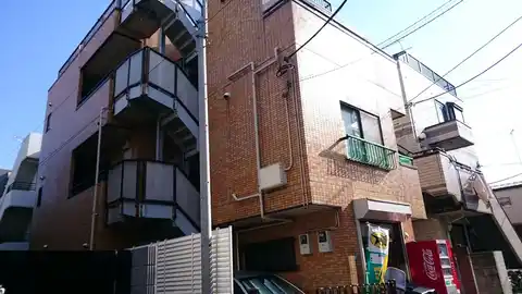 メゾン小山