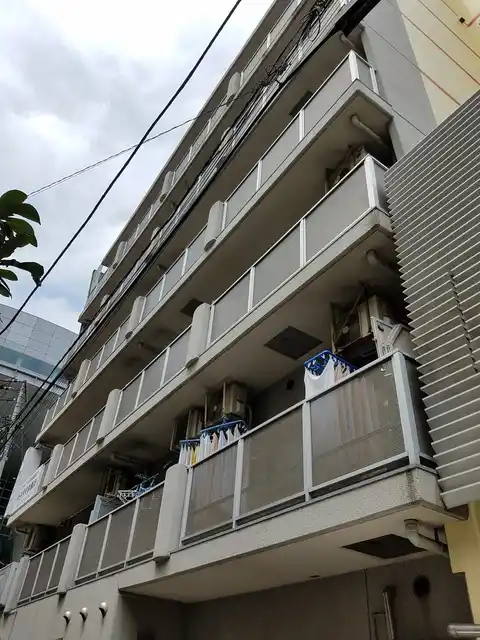 プラーズ日の出町