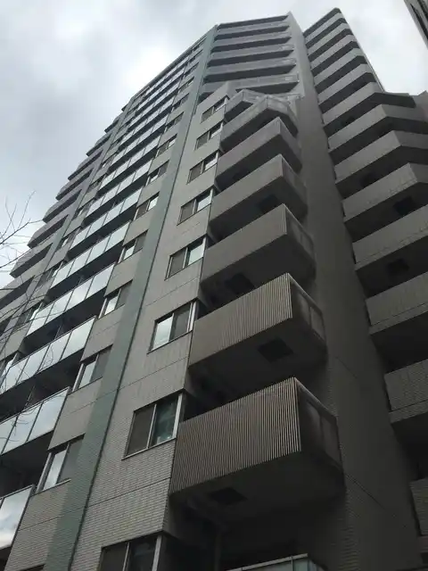 フォルム四谷外苑東