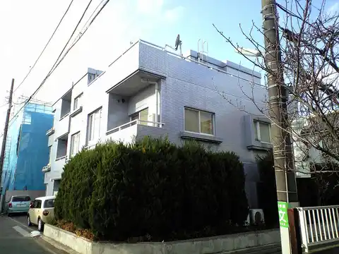 ウィスタリアガーデン