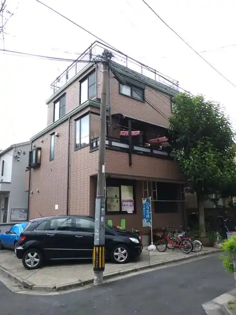 コランダムハウス