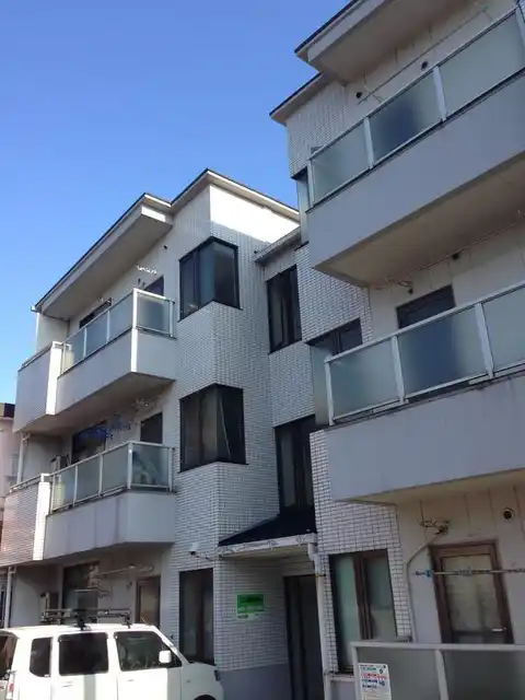 シャロンサトー