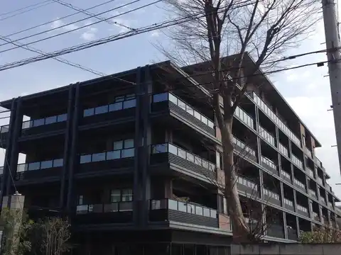 ライオンズ三鷹台 欅テラス